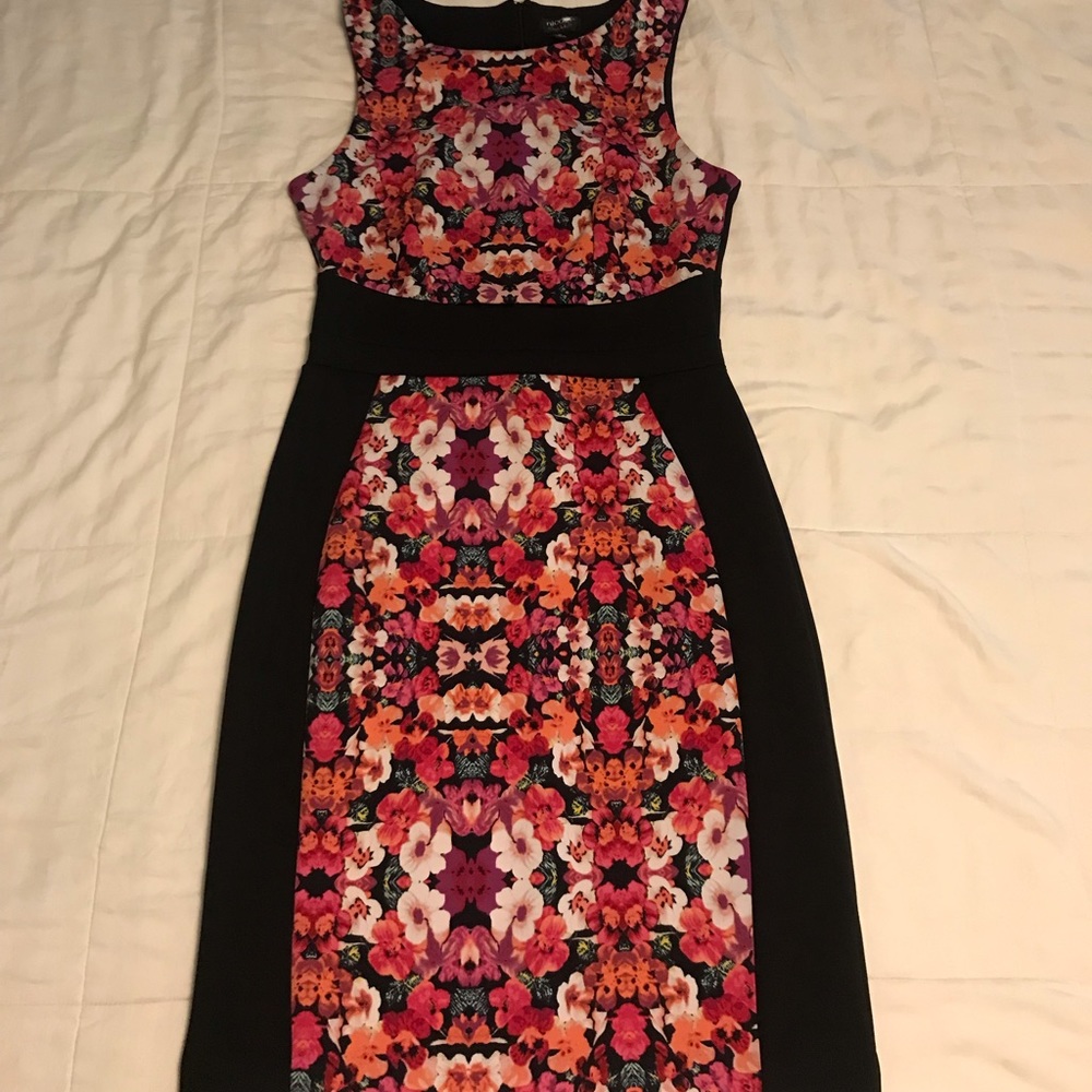 Nicole by Nicole Miller floral bodycon dress